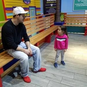 Meet your Posher, Chris